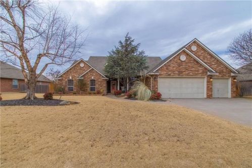 1075 Savannah Ter, Mustang, OK 73064-4927