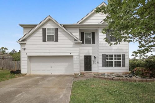 220 Forrest Ln, Palmetto, GA 30268-1352