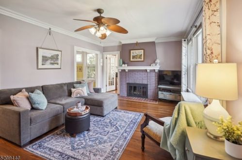 56 Pierson Rd, Maplewood, NJ 07040-3409