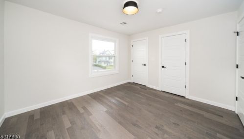 54 Elm St, Montclair NJ  07042-3234 exterior
