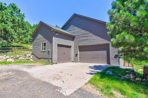 6272 Valley Dr, Morrison, CO 80465-2717