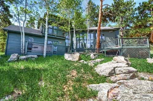1529 Tamarac Dr, Lakewood, CO 80401