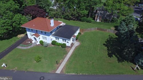 25 Roosevelt Blvd, Lancaster PA  17601-4039 exterior