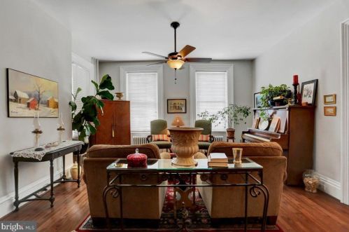 451 Market St, York PA 17403-1255 exterior