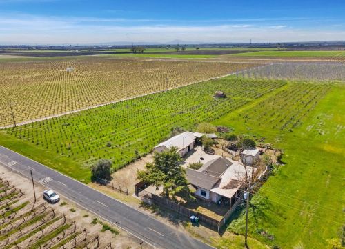 22389 Ray Rd, Lodi, CA 95242-9488