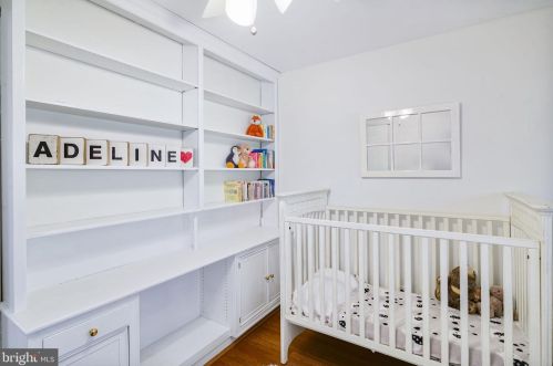 1023 Washington Ave, Tavistock NJ 08033-3605 exterior