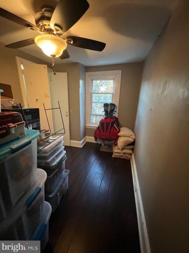 485 Krams Ave, Philadelphia, PA 19128-3311