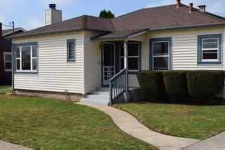 30 Dolores Ave, Watsonville, CA 95076-2825