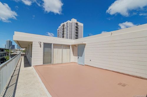 711 Alder St, Honolulu HI  96814-2269 exterior