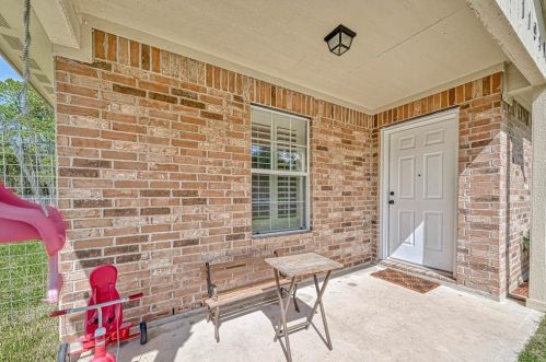 11941 Miller Cir, Conroe TX  77302-7707 exterior