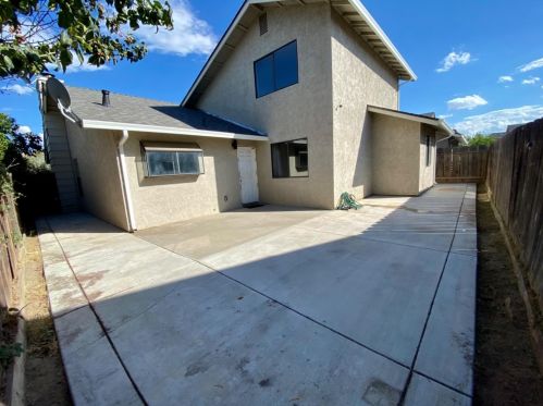 1555 Springville Way, Turlock CA 95380-2594 exterior