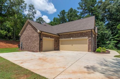 2615 Morgan Park Dr, Stockbridge GA  30281-9226 exterior