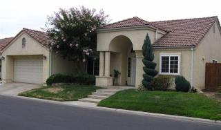 9515 Senator Dr, Fresno, CA 93720-4039