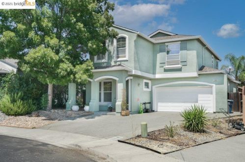 1085 Cabernet Ct, Vacaville, CA 95688-2805