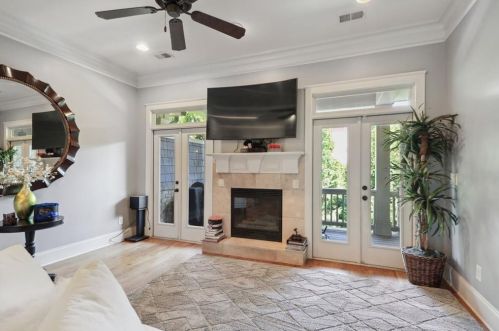 2475 Gatebury Cir, Atlanta GA  30341-2635 exterior
