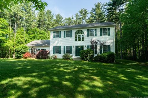 83 Fox Ridge Dr, Colchester, CT 06415-2361