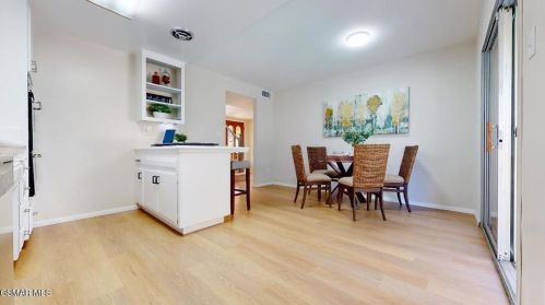 2007 Rhoda St, Simi Valley CA 93065-3539 exterior