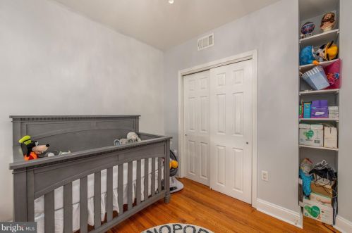 2947 Juniper St, Philadelphia PA  19148-4950 exterior