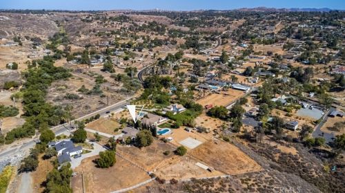 8079 Golden Star Ave, Riverside CA  92506-5710 exterior