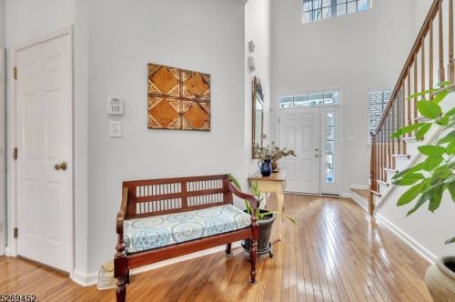 29 Truman Ave, Princeton, NJ 08540-1697