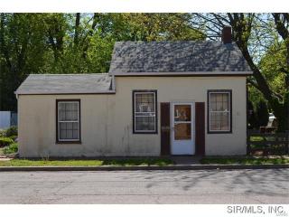 401 Mascoutah Ave, Belleville, IL 62220-3857