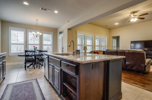 113 Sunrise Dr, Argyle TX 76226-1298 exterior