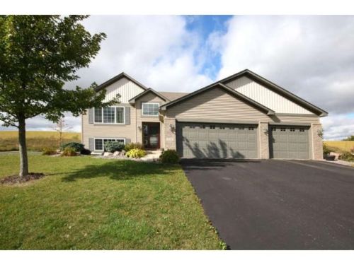 808 Hickory St, Lonsdale, MN 55046-5010
