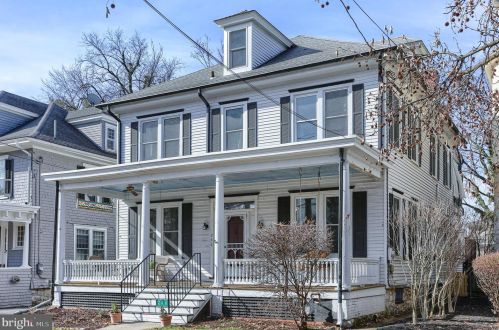 246 College St, Carlisle PA  17013-3754 exterior