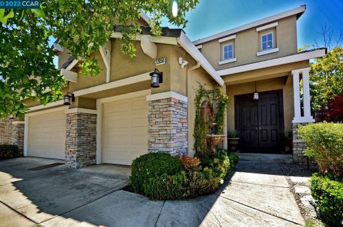 22850 Rancho Palomares Pl, Hayward, CA 94552-5402