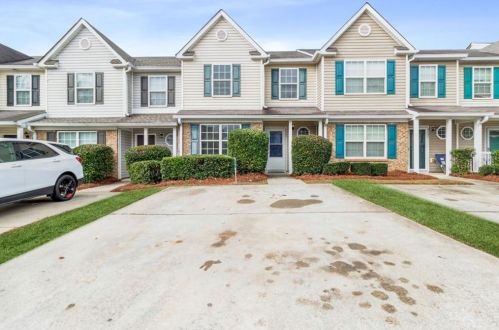 5343 Creekview Ln, Morrow, GA 30260-4216