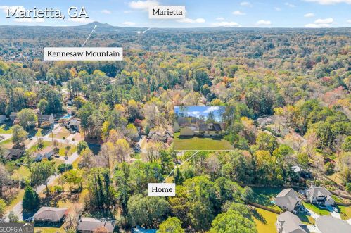 543 Charing Cross Dr, Marietta GA  30066-2556 exterior
