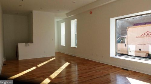 1640 Jackson St, Philadelphia PA  19145-2427 exterior