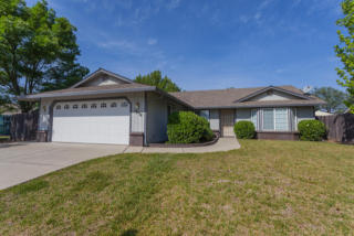1934 Airstrip Rd, Redding, CA 96003-7943