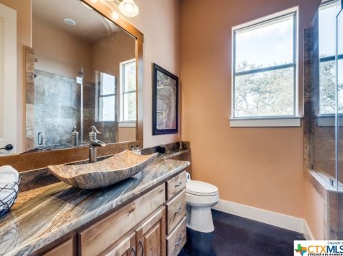 1009 Bluewater Pl, Spring Branch TX 78070-5485 exterior