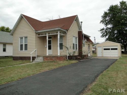1132 Washington St, Macomb IL  61455-2541 exterior