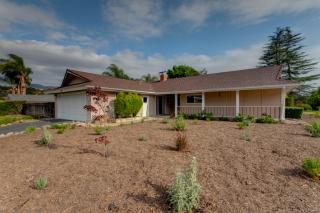 1098 Woodland Ave, Ojai, CA 93023-4132