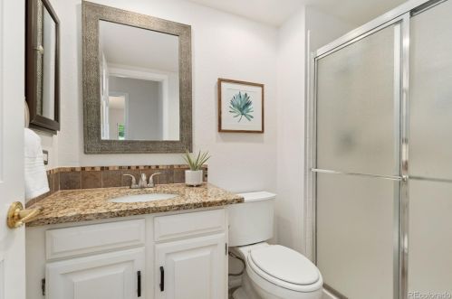 8107 Phillips Cir, Englewood CO 80112-3254 exterior