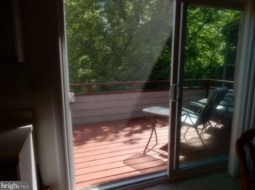 9425 Clocktower Ln, Columbia, MD 21046-1806