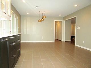 5022 Poinciana Dr, Houston TX  77092-5621 exterior