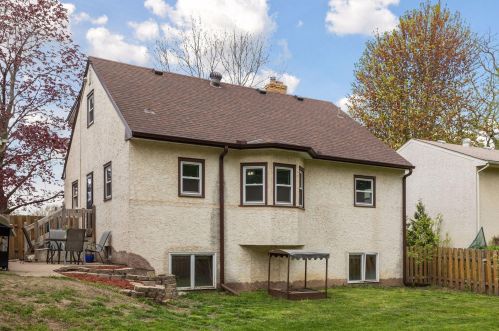 3874 County Line, Saint Paul MN  55110-1835 exterior