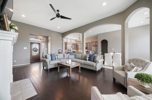 11307 Crestbrook Park Ln, Tomball, TX 77375-2252