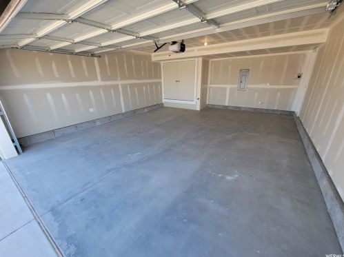 216 200, Woodland Hills UT 84653-8400 exterior