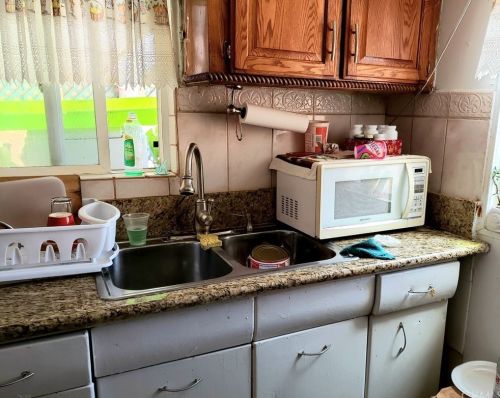 3959 Wallace St, Riverside CA  92509-6840 exterior