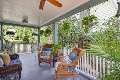 20 Nassau Rd, Montclair, NJ 07043-2005