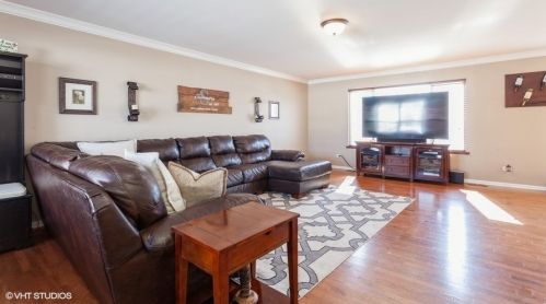 2414 Rockwood Dr, Joliet, IL 60432-0801