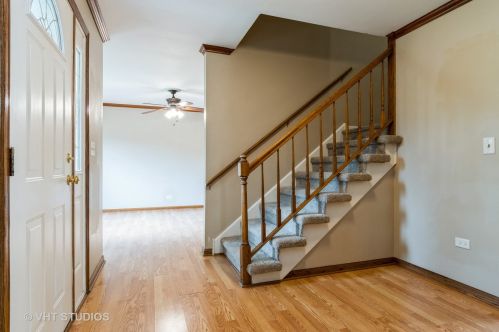 804 Bruno Ct, Naperville, IL 60563-0447
