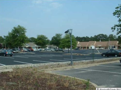10 Constitution Blvd, Lakehurst NJ  08759-1987 exterior