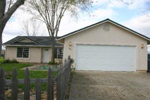 5402 Mill Pond Ln, Redding, CA 96001-4525