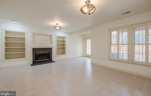 6235 Levi Ct, Springfield VA  22150-1190 exterior