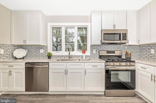 9923 Sutherland Rd, Silver Spring MD 20901-2314 exterior